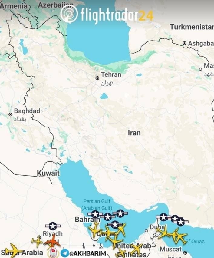 Hanzpal2's tweet photo. مزيد من الانفجارات في ايران 

غارات قرب مفاعل بوشهر https://t.co/ob1ggnV1E1