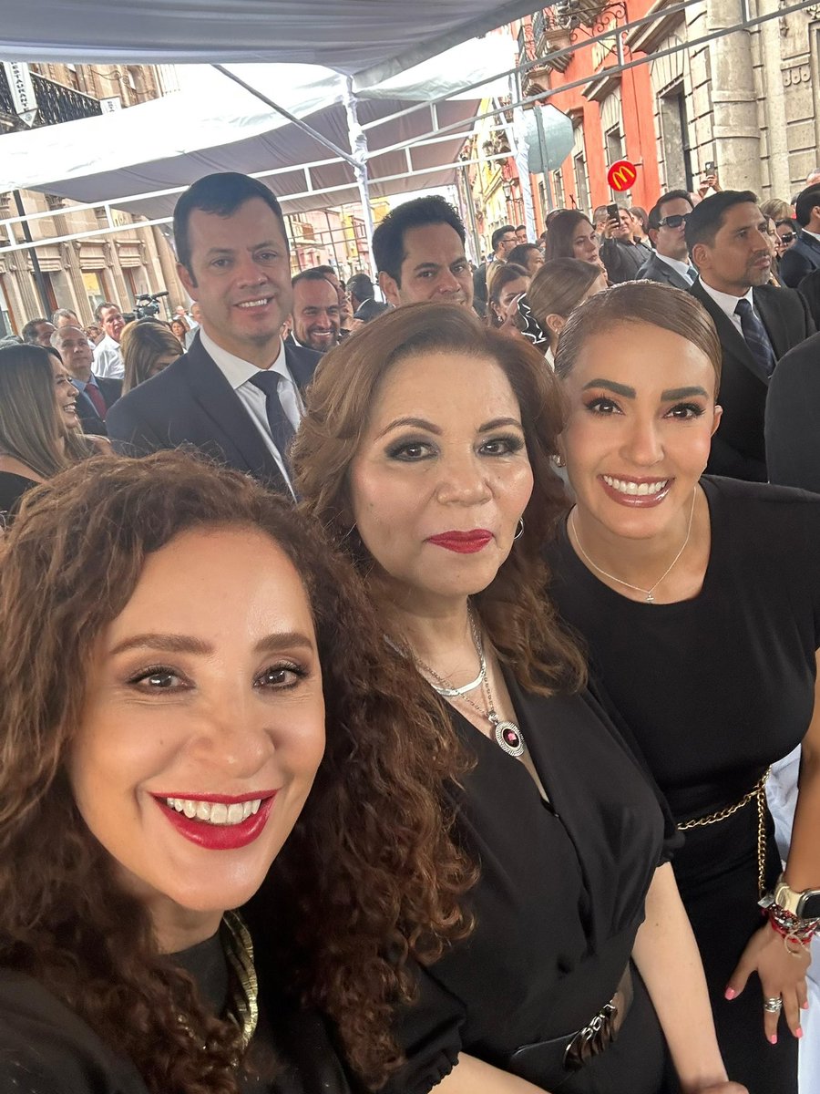 gina_campuzano's tweet photo. 🦂Durango no solo celebra un año más de su historia; celebra a su gente, sus tradiciones y el orgullo de pertenecer a esta tierra.

Que este 463 aniversario nos inspire a seguir trabajando por un estado con más oportunidades para todas y todos.

¡Muchas felicidades, Durango! https://t.co/snBArp74Pz