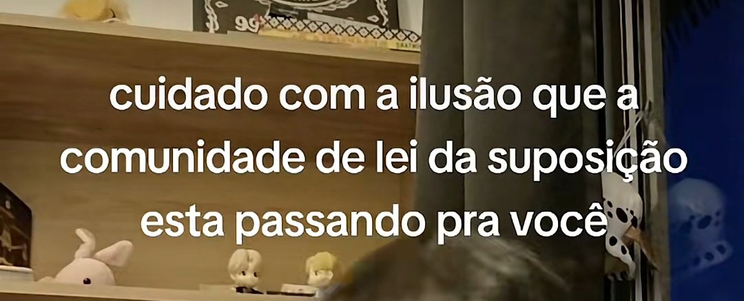 aleatoriadoloa's tweet photo. Sim, eu posso dormir pobre hj no interior do Paraná e acordar rica em Paris https://t.co/i43EcxsgwZ