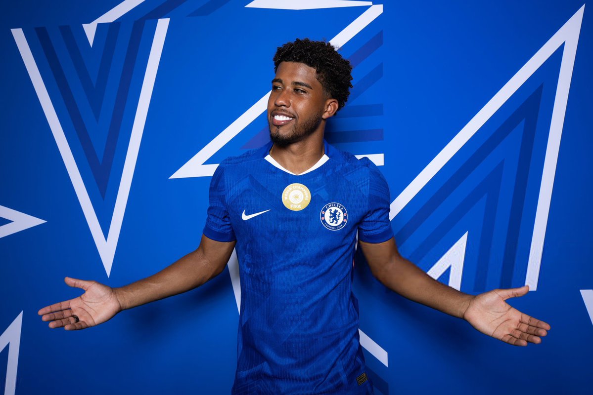 itmuthuri's tweet photo. Chelsea wametucon tena, £50M yote https://t.co/DKhPc4trC9