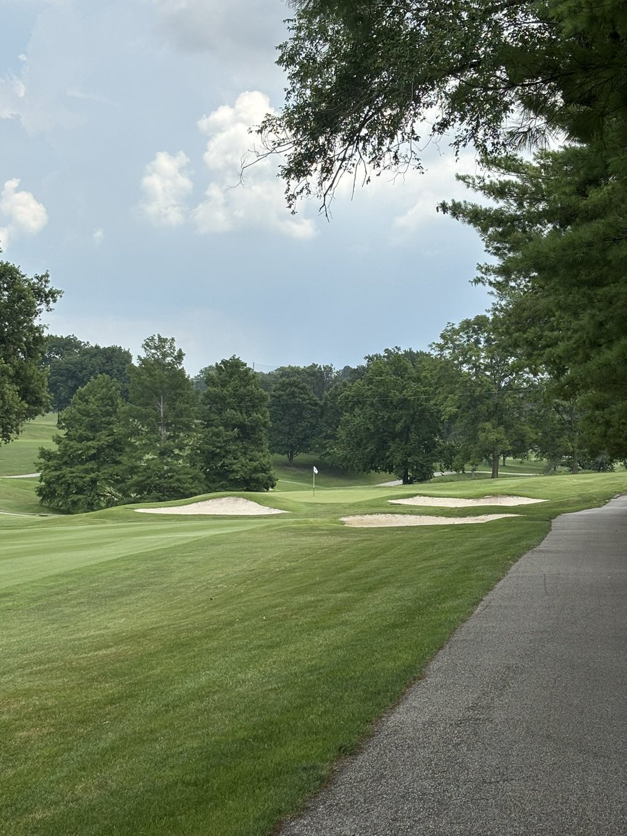 ChaseBreckel4's tweet photo. Norwood Hills Country Club West 🦃 https://t.co/snImr4p1kw