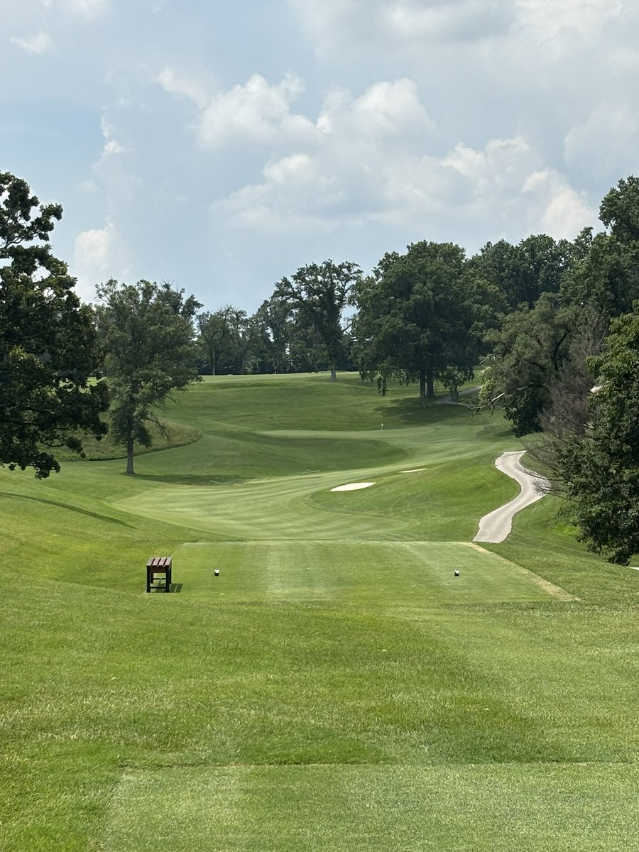 ChaseBreckel4's tweet photo. Norwood Hills Country Club West 🦃 https://t.co/snImr4p1kw