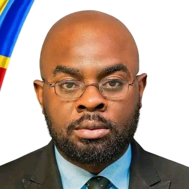 KafCharles's tweet photo. Si vous aviez un conseil à donner à ce leader Manix Iyenda, que lui diriez vous ?? https://t.co/9C9nNCv9R4