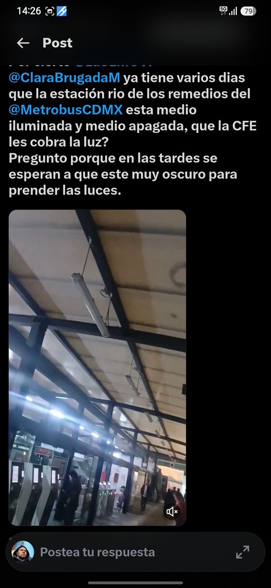 balamcastro's tweet photo. Desde el 3 de junio te reporte la falta de iluminación en la estación rio de los remedios, solo hay luz en una zona de la estación  
@MetrobusCDMX 
Si van a atender, o nada de nada??? https://t.co/Xcpswqrzbh