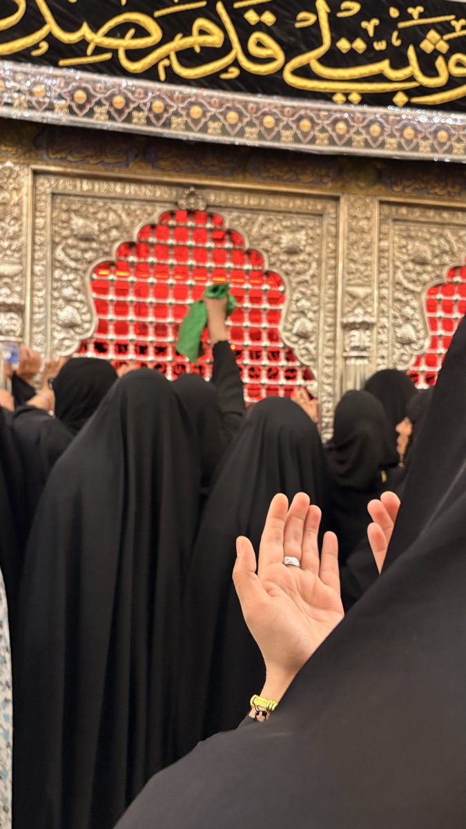 Zainab_x_'s tweet photo. السلام على الإمامين الكاظميين ❤️❤️. https://t.co/7FzbcBLZ4l