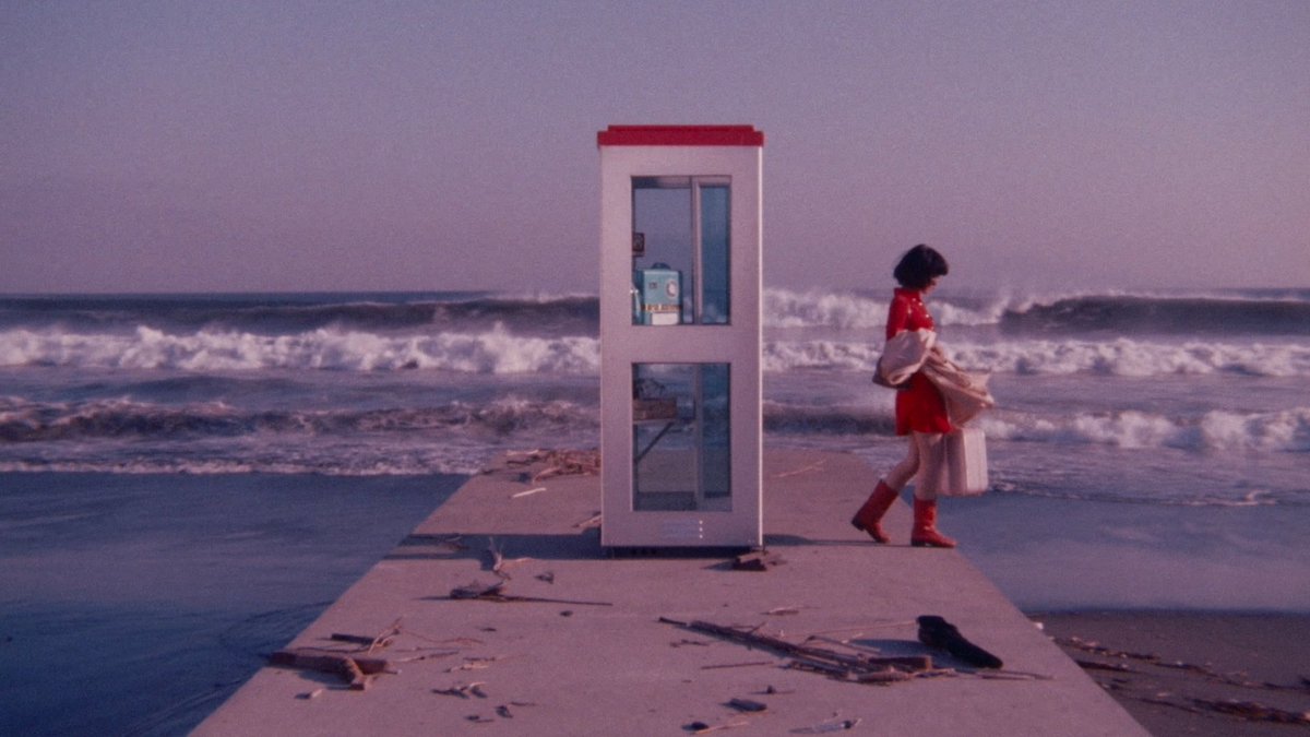 TimesSqKungFu's tweet photo. The Boxer ボクサー [1977]
Directed By: Shuji Terayama

Talk about a film that sets the tone from the very start. The walk in the tunnel before the match begins with this haunting track playing and the fighter walking by a batter boxer and when he gets in the ring, before the match you get a tribute to a fallen boxer from the announcer. 

You get the sense of dreed already and then an unfortune event happens. A film coated with these faded but beautiful colors which is not uncommon from the director paints this world of grinding but the ways the colors are used is like there is still a glimmer of hope.

With characters mentality or physically beaten you get all forms of metaphorical signs that relates to the main cast. Not a pretty world and the surroundings reflect the characters with a sense of mystery because throughout the film once you know Bunta's past (Hayato) on why he walked away from the sport or why he decided to train this young man (Considering what he is connected to and what he did) The "why" becomes the overall theme Hayato's actions.

Very amazing addition to the @FilmsRadiance library and is a film I'm still thinking about now since I saw it for the first time years ago and revisiting this Blu-Ray love it more than I already did. With a great training montage an interesting characters with one heck of a finale. I highly recommend it. 

This comes out on July 21th via @mvdentgroup 
https://t.co/k8YJSKNK3q