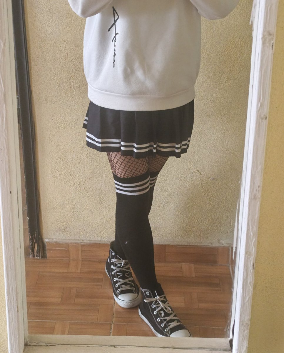 Allxfher's tweet photo. #femboy #boy #femboyespañol https://t.co/ShcEcrVORx