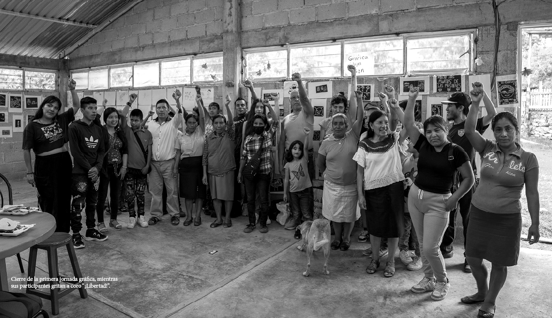 boell_MXCA's tweet photo. "Recordar que la autonomía indígena no es una aspiración futura, sino una práctica histórica"
Claudia Ignacio Álvarez, de la Clínica Jurídica de Pueblos Indígenas, durante la presentación del libro "Mujeres mazatecas por la libertad".
#NuevoArtículo en 
https://t.co/4sJ2TezRZy https://t.co/woPpLH8cI9