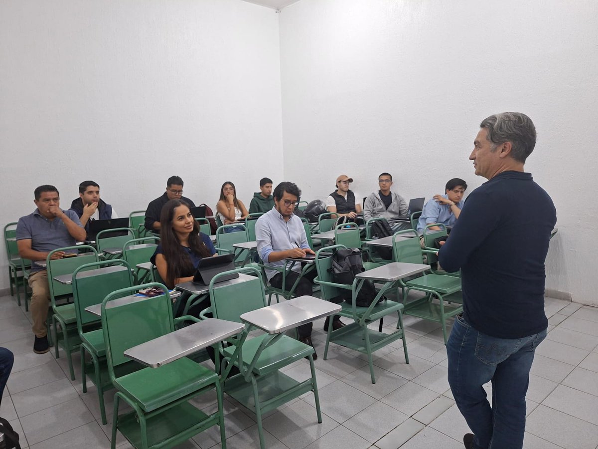 cicgto's tweet photo. ¡Alianzas que construyen! 🤝 Nuestra secretaria del Consejo, la Ing. Bertha Patricia Alvarado, participó en la presentación del proyecto de "Comenzar de Nuevo en Guanajuato A.C.", que busca el apoyo del CICGTO y la UDL para los estudios técnicos de su nuevo centro de tratamiento https://t.co/nhSnkmNs8p