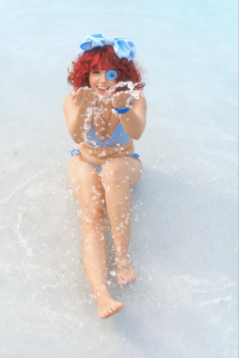 RebelsCosplay's tweet photo. okay but i adore how adorable his version of ragatha is…. blue is just so her color 🩵🐟😩🌊
_
#theamazingdigitalcircus #ragatha #ragathacosplay #cosplay #cosplaygirl https://t.co/ZK3oXgyvDO