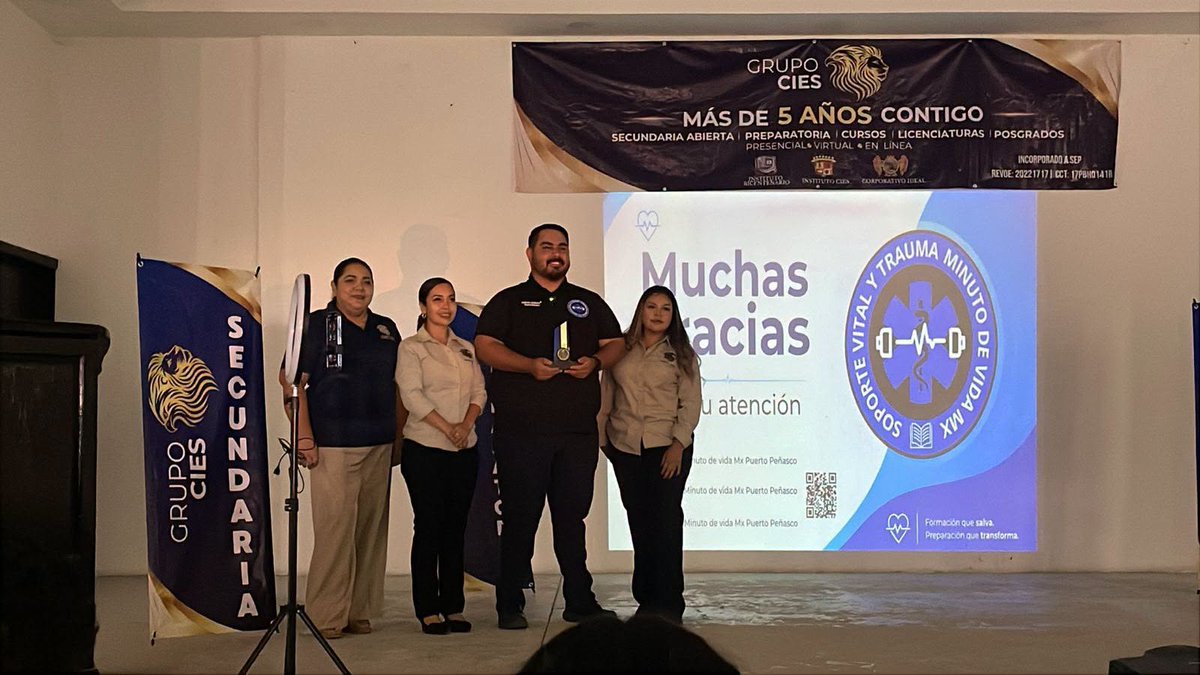 UTPPoficial's tweet photo. Seis estudiantes de la carrera de T.S.U. en Paramédico y Lic. en Protección Civil y Emergencias de la UTPP, acompañados por el docente Fabián Arredondo Reyes, participaron con gran entusiasmo en el 3er Congreso Estatal de Enfermería del Grupo CIES. https://t.co/b4Ok5f6HzF