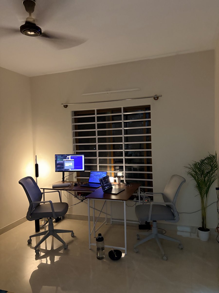 NEER4J__'s tweet photo. Finally settled into Bangalore.

Still unpacking.

Still figuring out the city.

But the workspace is ready, the coffee is brewing, and Docsiv is back in full build mode.

Onwards.

#BuildInPublic #Bangalore #Startup https://t.co/bzS0rWhLsW