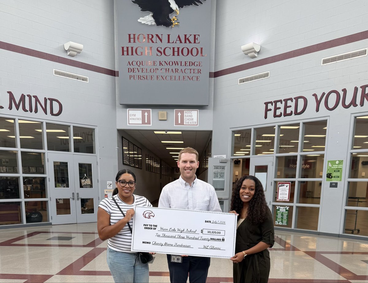 EaglesHLHS's tweet photo. Specials thanks to Cheonshae Brown
KJ Wright, Dee Montgomery, Darius Woods, & HL Alumni, and the HL community for making it happen. #famiHLy 🦅 #TeamDCS https://t.co/RBOtOucwsF