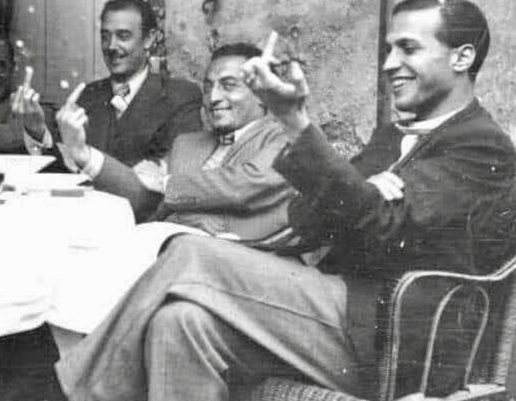 HugCardedeu's tweet photo. Catalunya necessita una sèrie ambientada a principis de segle XX amb Daniel Cardona, germans Badia, Ascaso, Garcia Oliver, Durruti, Seguí, Layret, el pistolerisme, el baixos fons del Paral·lel, els rabassaires, el modernisme, la burgesia...que s'apartin els Peaky Blinders https://t.co/wHtr79hand