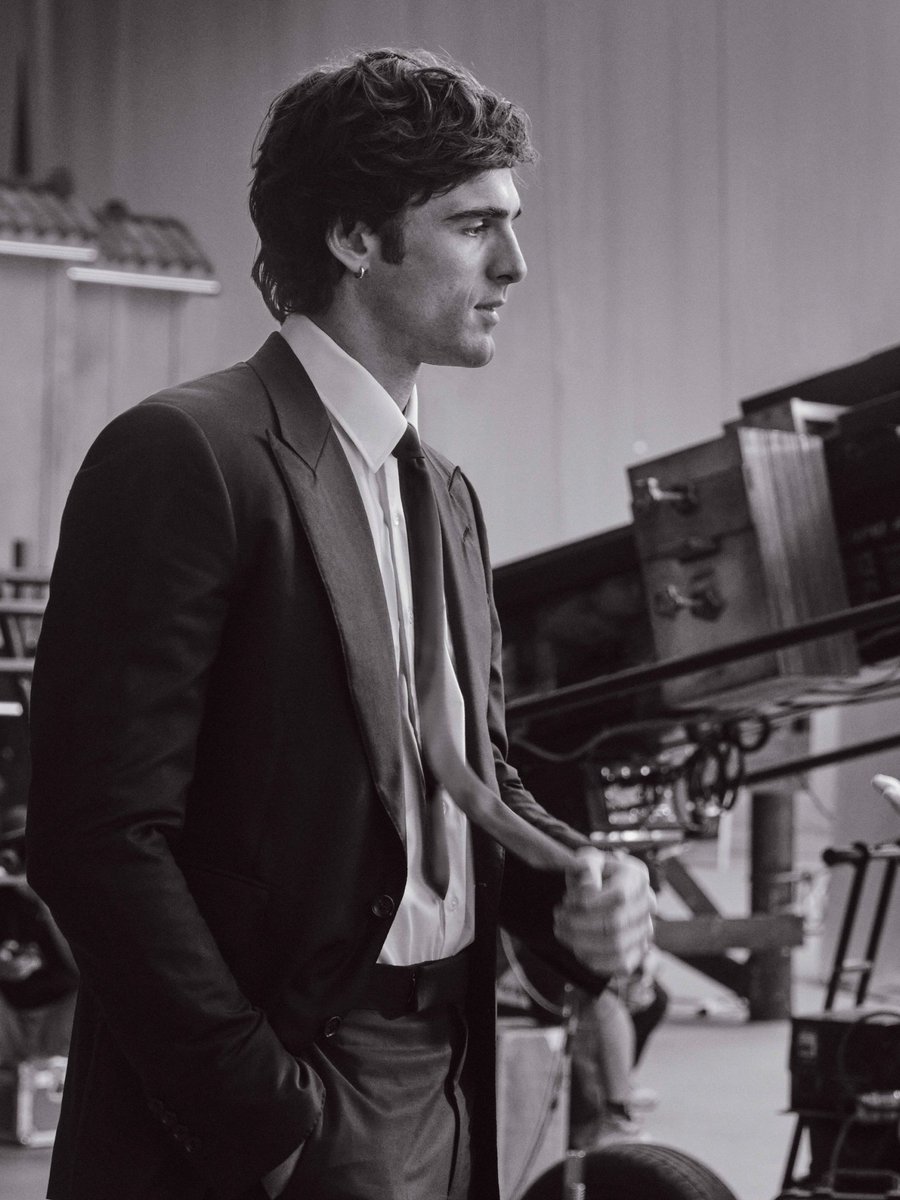 JacobElordmc's tweet photo. More behind-the-scenes of Jacob Elordi in ‘The Chase’ for Bleu de Chanel. https://t.co/tGcLnnOkOU