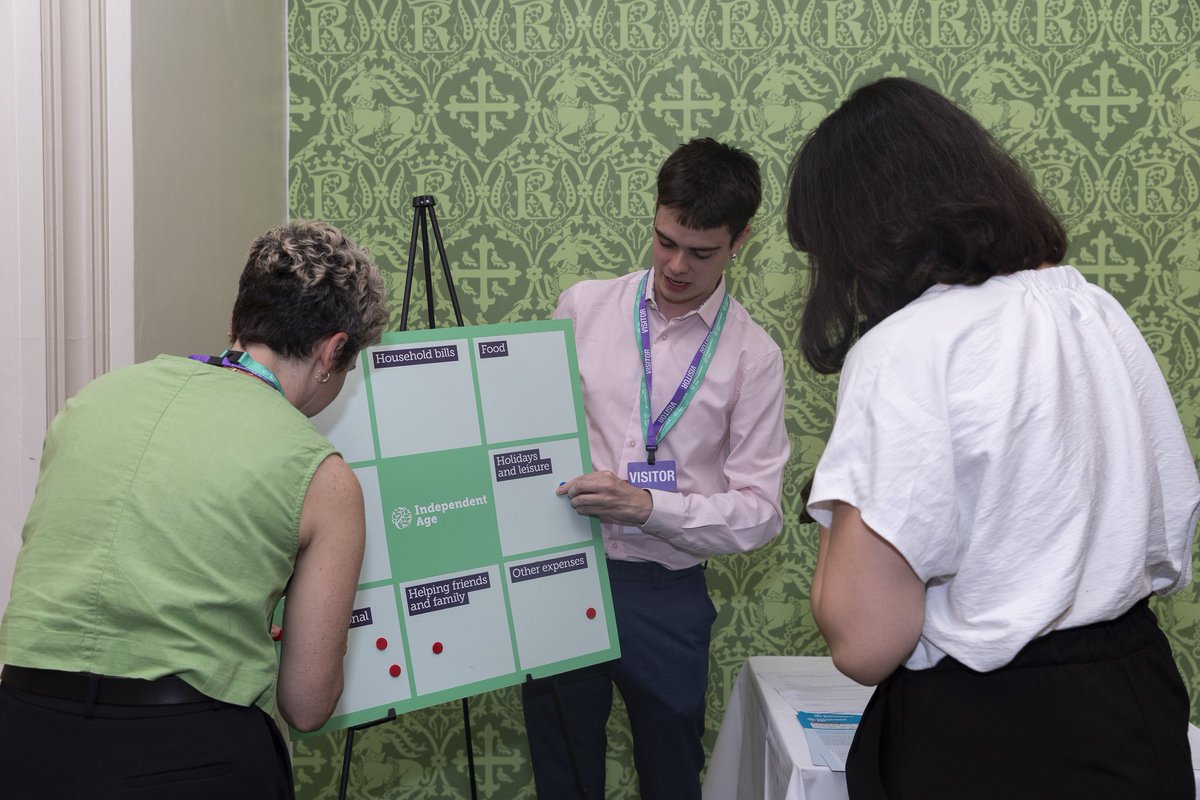 MorganVine_'s tweet photo. This week @IndependentAge were in Westminster sharing new research looking at the impact 100% take up of #socialsecurity entitlements could have on #olderpeople in poverty. Full report next week. Great to have the #Pensions Minister join us to share his thoughts https://t.co/cOhkCaYZTf