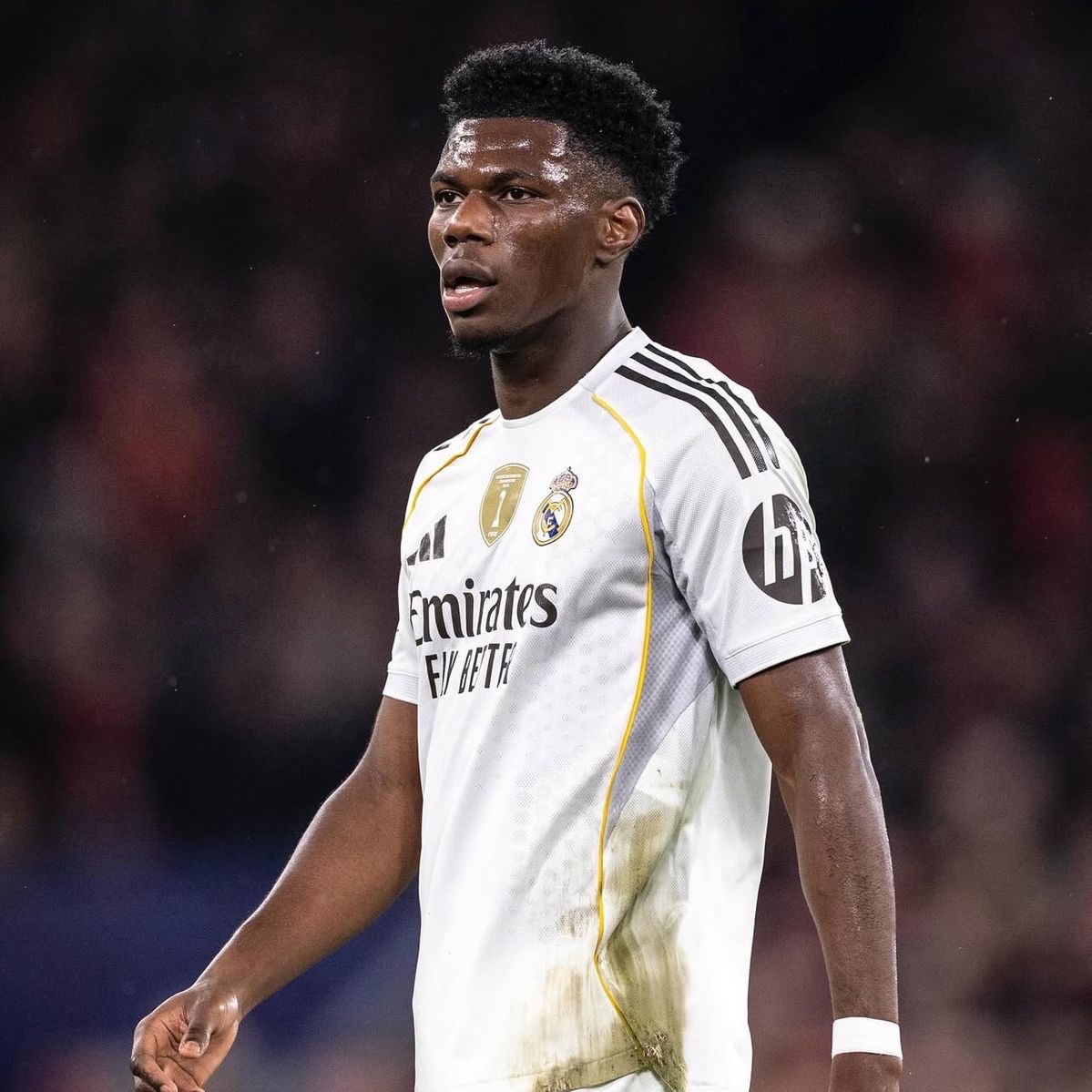 MadridXtra's tweet photo. 🚨💣 BREAKING: José Mourinho asked for Aurélien Tchouaméni to STAY. @FabrizioRomano https://t.co/h5KqpJDhVu