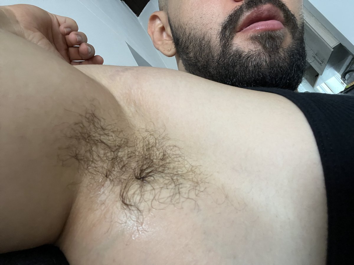 Online_papii's tweet photo. Que mas perfume que testosterona al fallo con este calor 🥵 https://t.co/kpTCI8iLoz