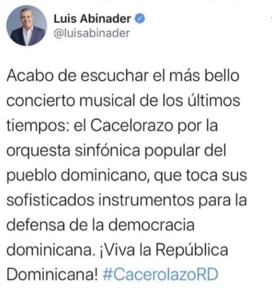 keylaReyna04's tweet photo. Cuando Luis Abinader destacó los cacerolazos como la “sinfónica más bella”, probablemente no imaginó que, con el paso del tiempo, esa misma sinfonía sería dirigida hacia su propio gobierno. Estaría hoy en día destacando lo bello que se escuchan esos sonidos en contra de su gobierno?….

Cuando un pueblo despierta ante lo que percibe como abusos de poder y atropellos, es muy difícil detener su voz. Muchos creyeron que la población permanecería en silencio mientras se tomaban decisiones sin escuchar el sentir de la gente, pero la realidad ha demostrado otra cosa.

Nadie debe creerse indispensable ni actuar como si estuviera por encima del pueblo. Al final, es la voluntad popular la que decide quién gobierna y quién deja de hacerlo. Quienes hoy tienen el poder deben recordar que ese mismo pueblo que los llevó al gobierno también puede decidir un cambio cuando llegue el momento.

El pueblo no calla. El pueblo reclama, exige ser escuchado y espera respuestas ante sus preocupaciones. En democracia, la voz de la ciudadanía siempre merece ser respetada.

#CacelorazoRD #Cacelorazo #LuisAbinader #PRM