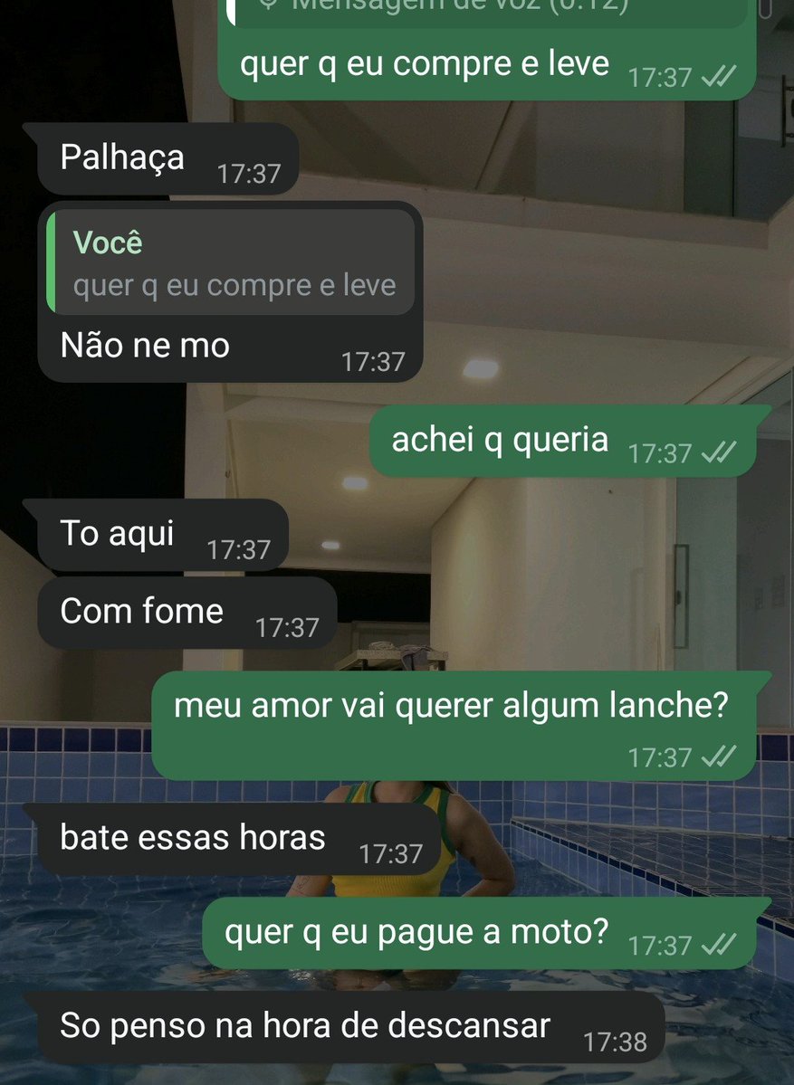 ryukbait's tweet photo. hoje eu entendi que ela só merece ser tratada assim https://t.co/1oDZsbDTdD