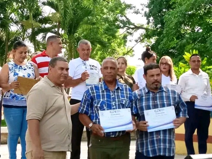 GalanCuba's tweet photo. Celebramos hoy desde #ProvinciaGranma el 7mo Aniversario de la creación del Consejo Electoral Provincial. #Cuba https://t.co/W9uBVonXT0