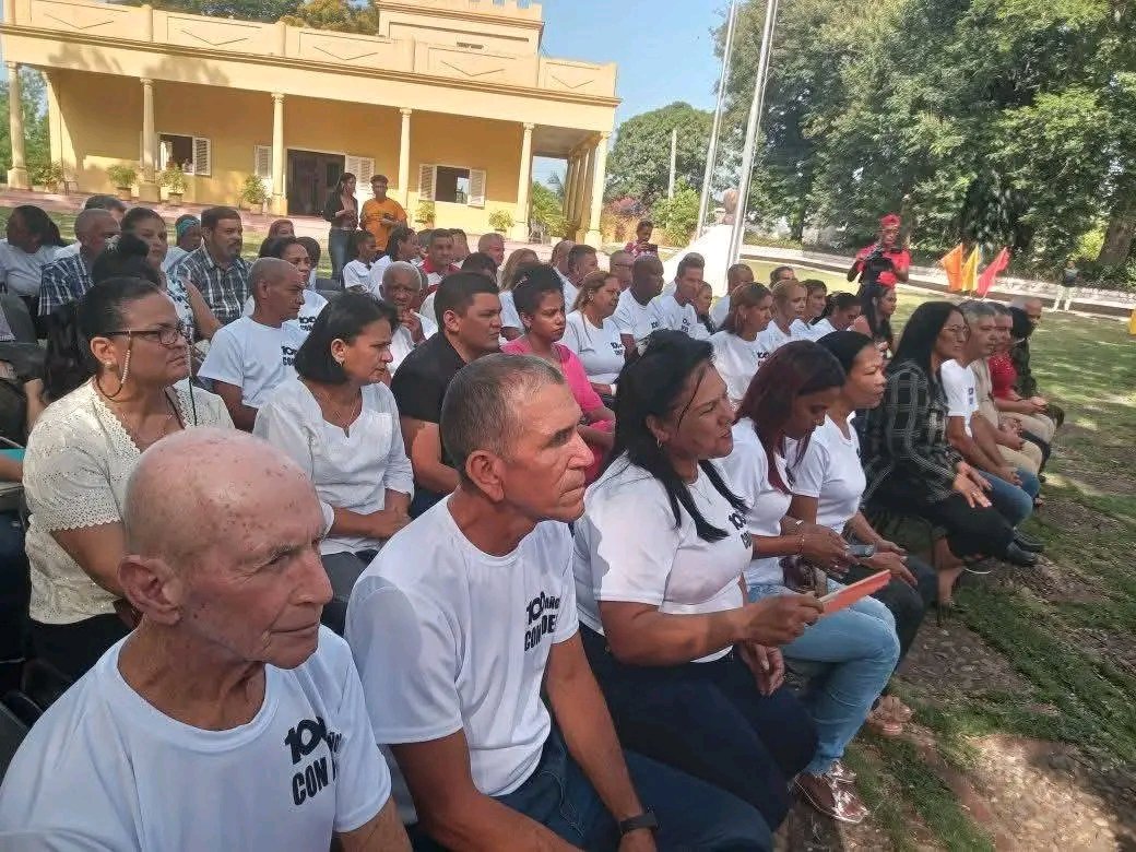 GalanCuba's tweet photo. Celebramos hoy desde #ProvinciaGranma el 7mo Aniversario de la creación del Consejo Electoral Provincial. #Cuba https://t.co/W9uBVonXT0