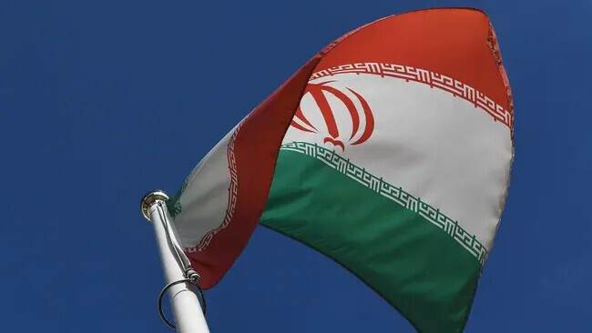 BFMTV's tweet photo. 🔴 ALERTE INFO
L'armée américaine annonce avoir lancé de nouvelles frappes contre l'Iran
https://t.co/lutZtV26Z9 https://t.co/GD0gwMN90O
