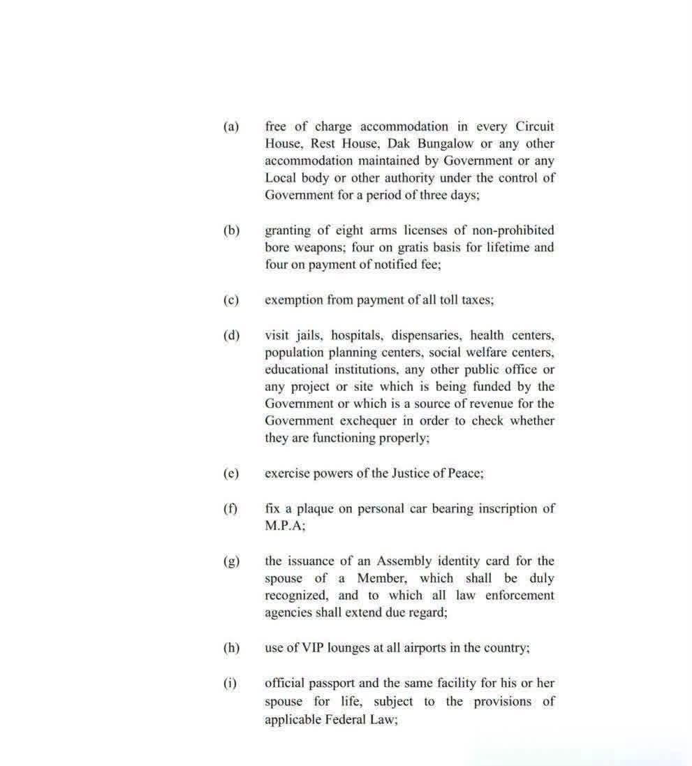 Muhamma77079601's tweet photo. They were elected to bring about a change and pass a legislation that serves the public. Instead, they have increased their own perks, privileges and benefits for their families. Insane ! @ PTI# Govt# KP https://t.co/dnAPQj2tkh