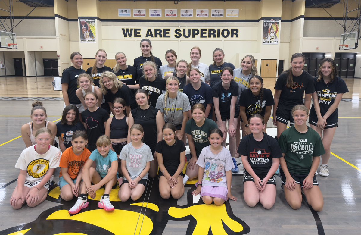 uwswbb's tweet photo. That’s a wrap!

Thank you to all of our campers and coaches for a great 3 days of basketball in Mertz 💛 https://t.co/fYNWaSbwVN