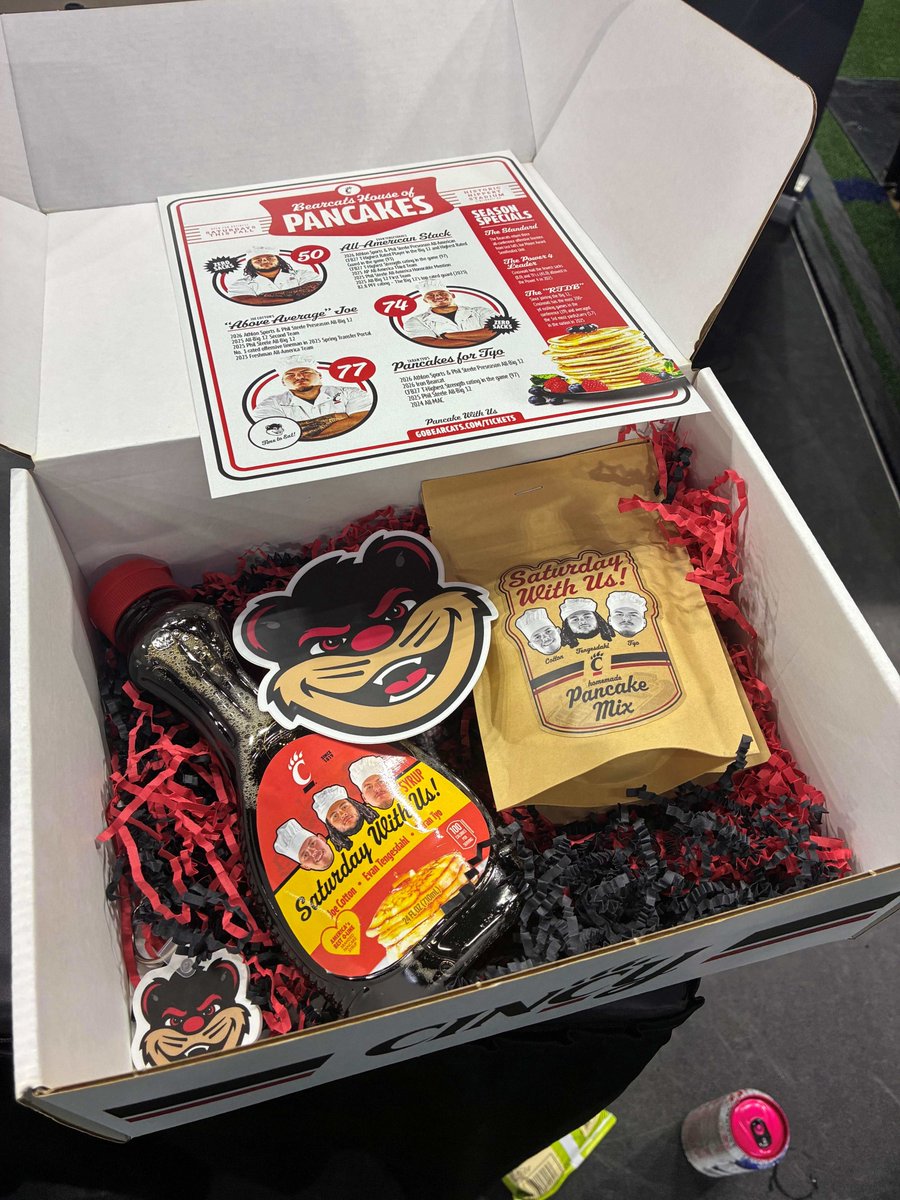 TheFWAA's tweet photo. Kudos to Cincy SID's Zach Stipe and Chris Cullum on the promo package for @GoBearcatsFB on their three outstanding OL's, Evan Tengesdahl, Joe Cotton and Taran Tyo. Promo box - "Serving pancakes this fall" - includes syrup, pancake mix and mascot merch. Cotton was an @outlandtrophy Player of the Week last year.