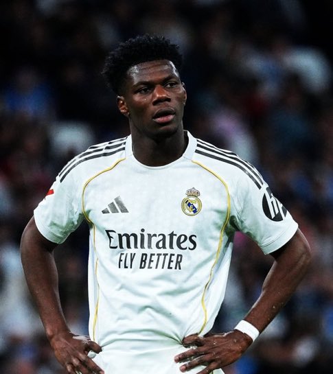 theMadridZone's tweet photo. 🚨 Despite interest from Manchester United and other teams, Aurelien Tchouaméni wanted to STAY in Madrid. @FabriceHawkins ✍️ https://t.co/EVEyTzSOwN