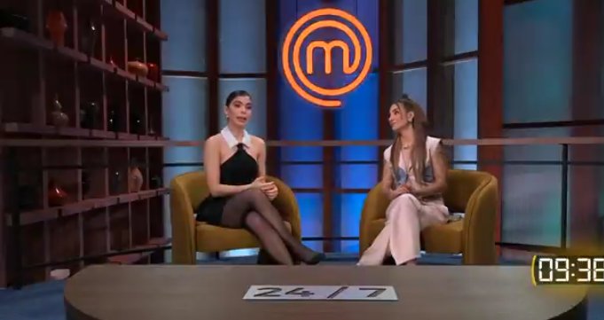 odaliscaroquera's tweet photo. #Publicas Por la #Ofensa #Hecha en #TelevisionAbierta en #Foro  llamarle #Viboras a las #Participantes #Carmen y #Michelle
 del #Realtiy @MasterChefMx ofensa fuera de #formato porque estas #Empleadas @ESMEOFICIAL
#LeslyGallardo  hacen drl  #Foro no del #formato #CasadeMasterchef https://t.co/TV75JrVgKR