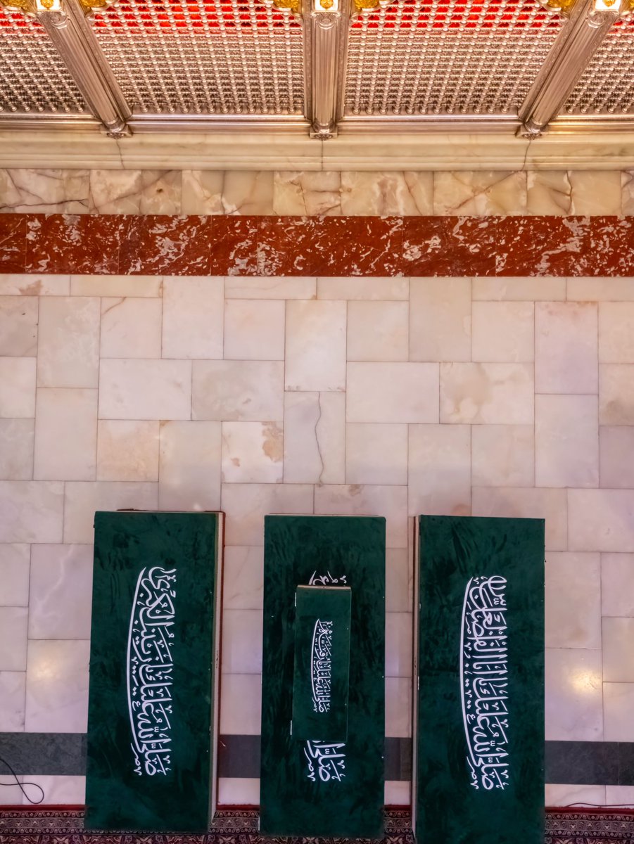reyhaneZareh's tweet photo. _
یکی از حَق تــَــرین
 حَرفای این روزا،
 
که کاٰش میشُــد بِلیطـ گِرفتــــ 
بِه هَـرجاٰیی کِه
 آقاٰیِ خــٰاٰمِنـِــه اٖی میــٖــرِه ...
؛ آخِه آقاٰیِ خــٰاٰمِنـِــه اٖی کِه جـاٰی بَد نمیـــٖره 😭
»» قـُم ٫نَجـَفــ ٫کـَربَلاٰ ٫مَشهــَد ٫بِهِشت:)
#باید_برخاست#امت_وفادار https://t.co/J7x3SenS27