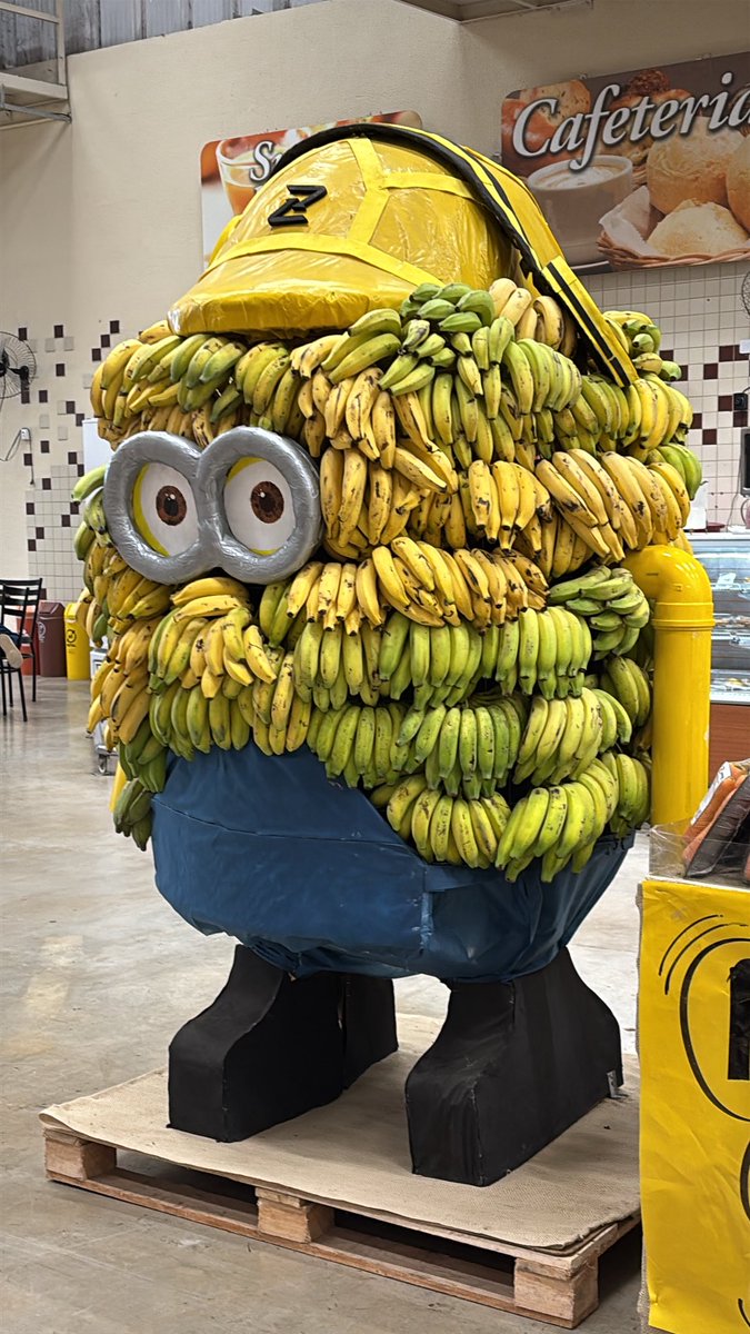 jubsbtt's tweet photo. admiração total pelos profissionais decoradores de supermercado https://t.co/fNxVajNwPh