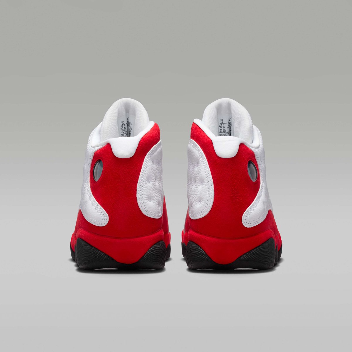 SneakerScouts's tweet photo. Air Jordan 13 'True Red' 

Available via @footlocker |$215| #ad @Jumpman23 

>>> https://t.co/D1Fs9M2v9E https://t.co/AqrxZMXCzd