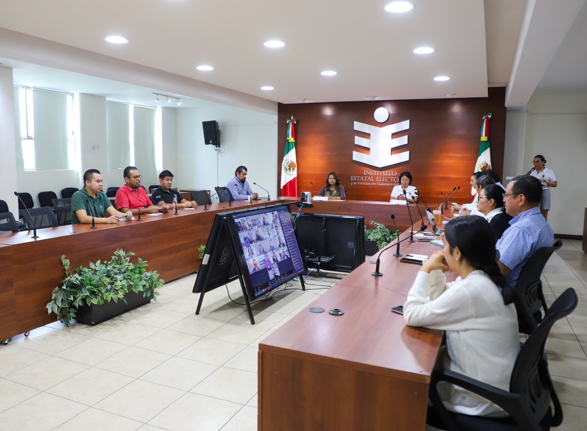IEEPCO's tweet photo. 💻Este día, inició el curso -virtual- de capacitación "Claves para el Proceso Electoral del Poder Judicial Local: Experiencias, retos y aprendizajes desde el @ople_Ver", impulsado por la Presidenta de la Comisión de Comunicación, @AnaM_M7A y dirigido al funcionariado del #IEEPCO. https://t.co/q5pG1roCzZ
