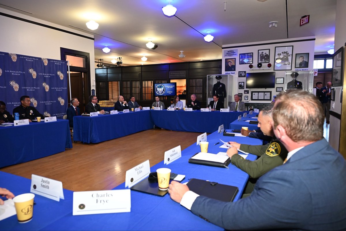 DepSec_Edgar's tweet photo. Honored to speak at the Law Enforcement Partners Council meeting in Los Angeles about the vital role of our local law enforcement in the Homeland Security Task Force.

This collaboration is essential for information sharing, problem solving, and elevating threats from local field offices to national leadership.

Thanks to @POTUS, @SecMullinDHS, and @DAGToddBlanche, #HSTF is harnessing federal, state, and local partnerships for the largest campaign against transnational crime in U.S. history.