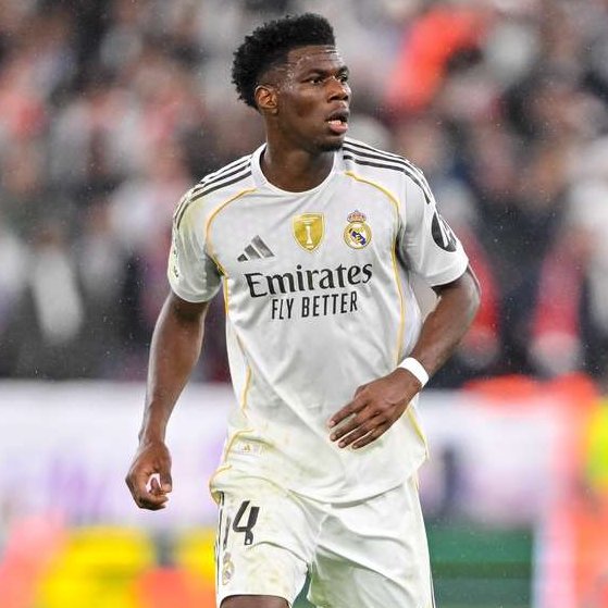 MadridSports_'s tweet photo. También lo confirma @FabrizioRomano

El Real Madrid nunca estuvo del todo abierto a su venta y el Manchester United tampoco accedía a las peticiones salariales del francés

Me parece una noticia lógica. Uno de los mejores jugadores de la pasada temporada, profesional y respetuoso con Xabi y con Arbeloa. Personalmente sacaba antes a Valverde que a Tchouaméni del Real Madrid si hay que hacer caja