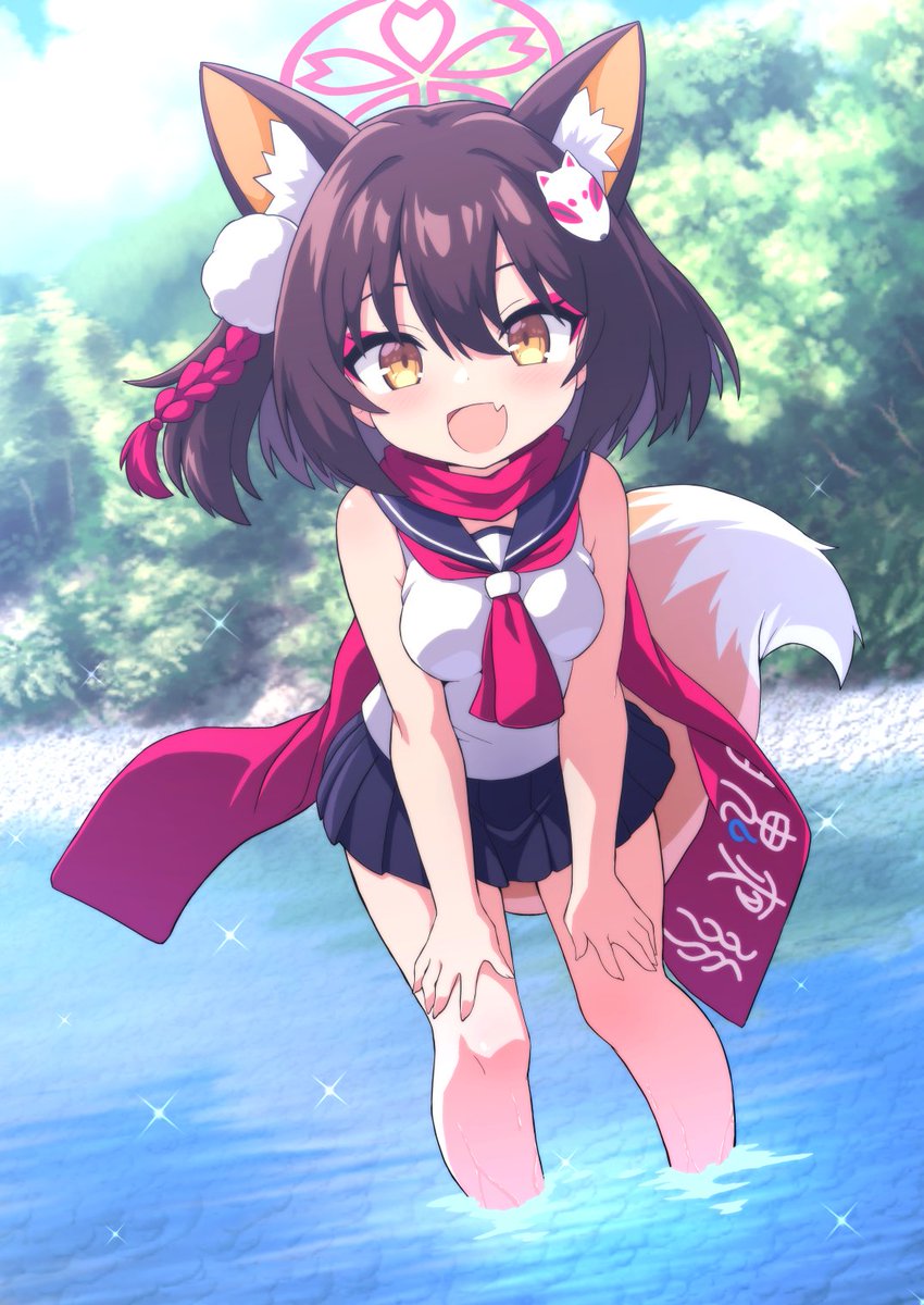 WholesomeKawaii's tweet photo. Very cute fluffy foxy https://t.co/TgWp9rr7o4