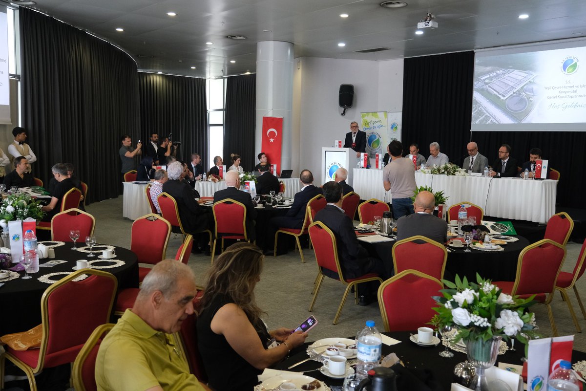 yesil_cevre's tweet photo. 2️⃣ 2025-2026 dönemi faaliyet raporu ve yatırım projelerimizin değerlendirildiği genel kurulumuzda, gelecek d��nemde atılacak adımları ve stratejik hedeflerimizi paydaşlarımızla birlikte istişare ettik. https://t.co/RhMGSI0ccg