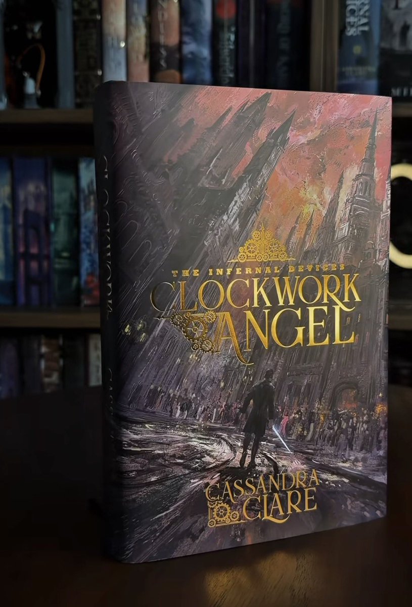 fayrchilds's tweet photo. the most gorgeous special edition oh my GOD https://t.co/AAyK4pJhNJ