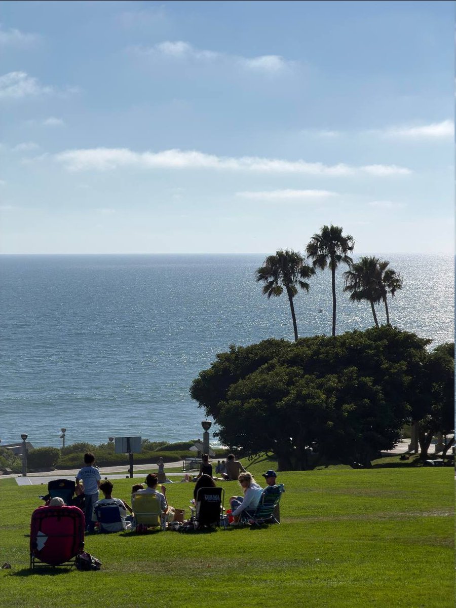 misa13481's tweet photo. Just another day in LA. 🌴🌊

#LosAngeles #SoCal https://t.co/kmzllPmmRZ