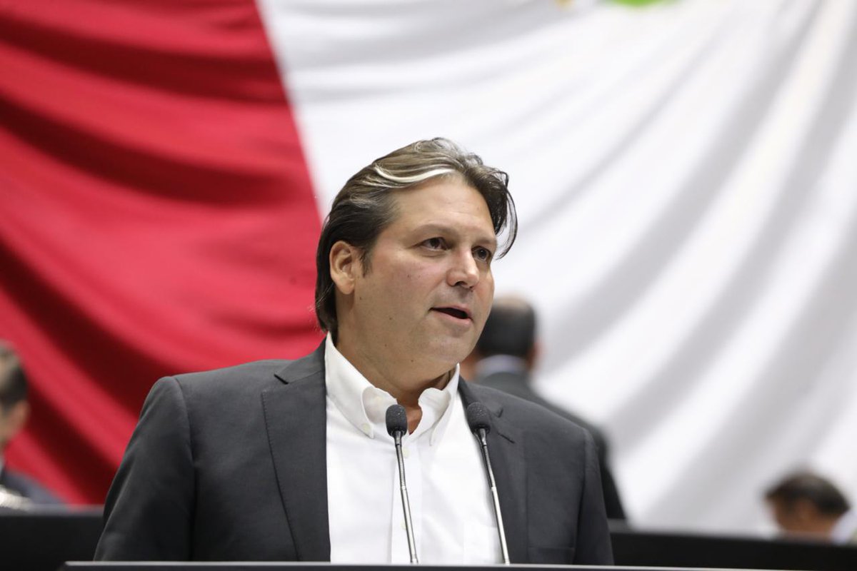 clamorsocialx's tweet photo. MARIO ZAMORA PROPONE CÁRCEL E INHABILITACIÓN DE HASTA 20 AÑOS PARA "AVIADORES" Y FUNCIONARIOS QUE LOS ENCUBRAN
@rubenmoreiravdz
@GPPRIDiputados
@ElenaSBarrios
@informativoax
https://t.co/00kJzuSoef https://t.co/Gb3ezofkas