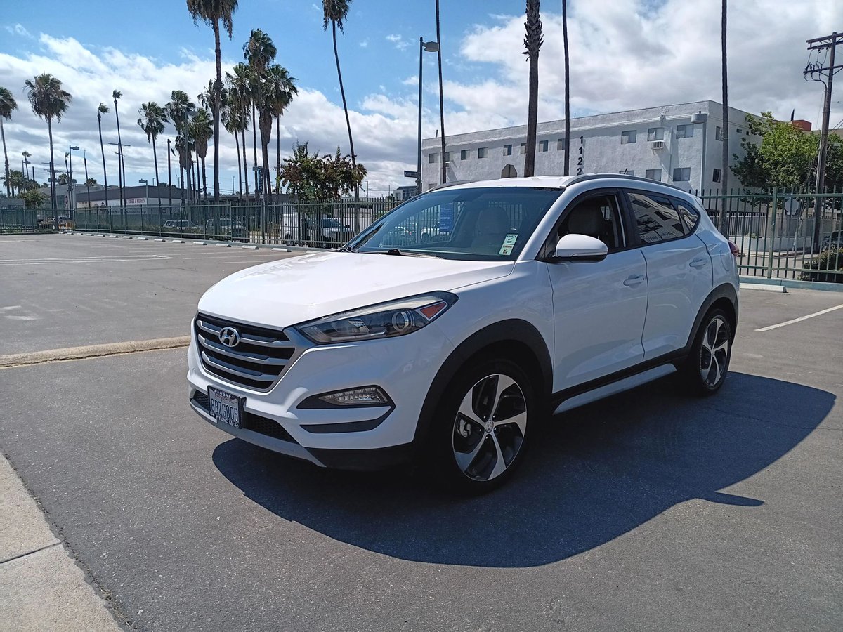 FJAutoSale's tweet photo. 🚗✨ Adventure starts the moment you turn the key. The 2017 Hyundai Tucson Sport is the perfect blend of style, comfort, and efficiency. Featuring a turbocharged engine, smooth automatic transmission, and spacious interior, this SUV is ready for wherever life takes you. https://t.co/gLOrG0Pcp9