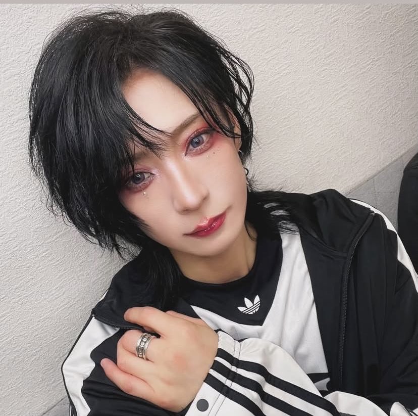 7yuito's tweet photo. #好きな男の顔4枚並べると好みがわかるらしい

全員の共通点はちゃんとわかってる https://t.co/0s9du3JQYr
