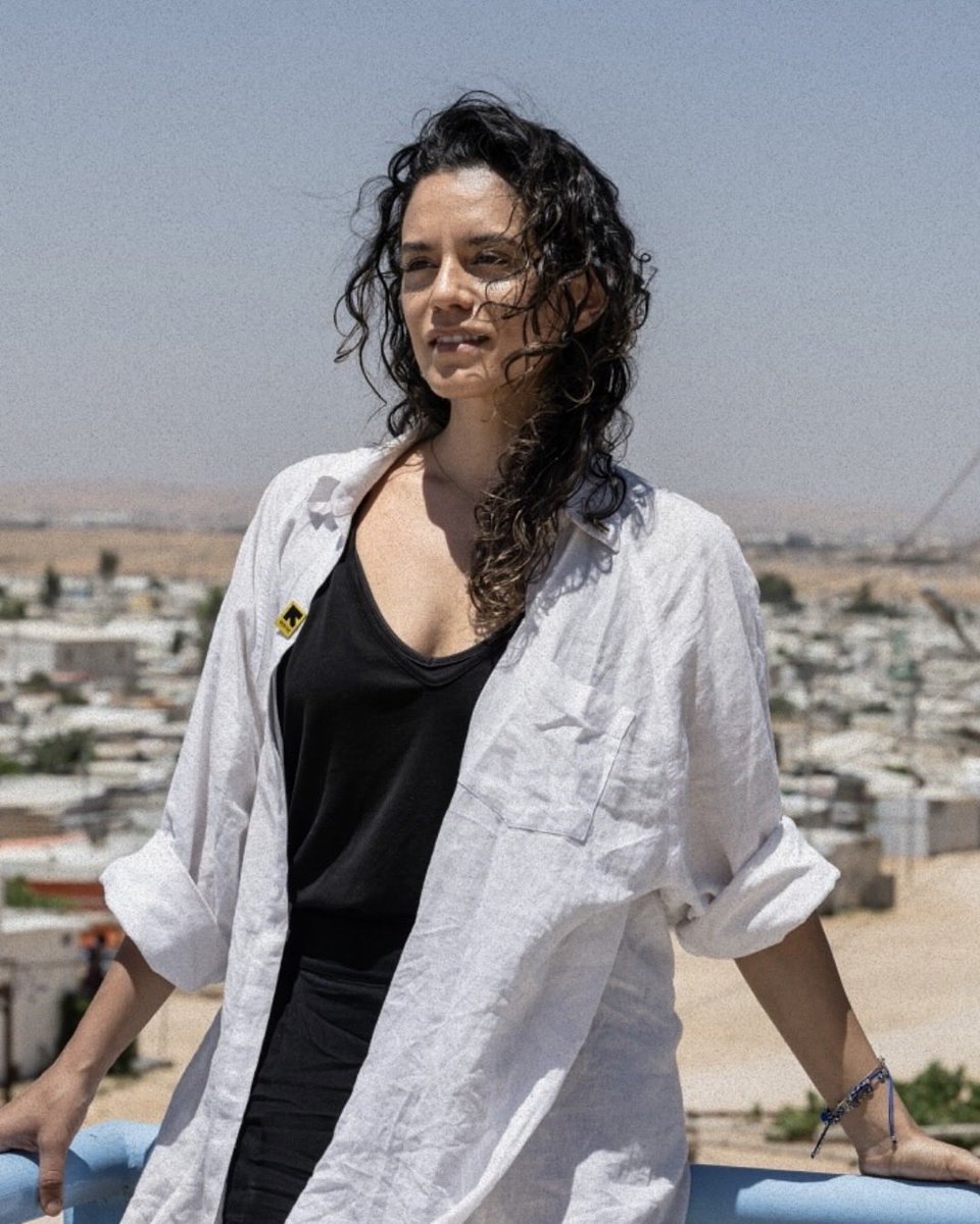 samirasmohan's tweet photo. FIRST PERSIAN NOMINEE FOR SUPPORTING ACTRESS ILYSM I LOVE YOU SEPIDEH MOAFI!!!!!!!!!!!! 😭😭😭😭 https://t.co/6f6Iapmwos