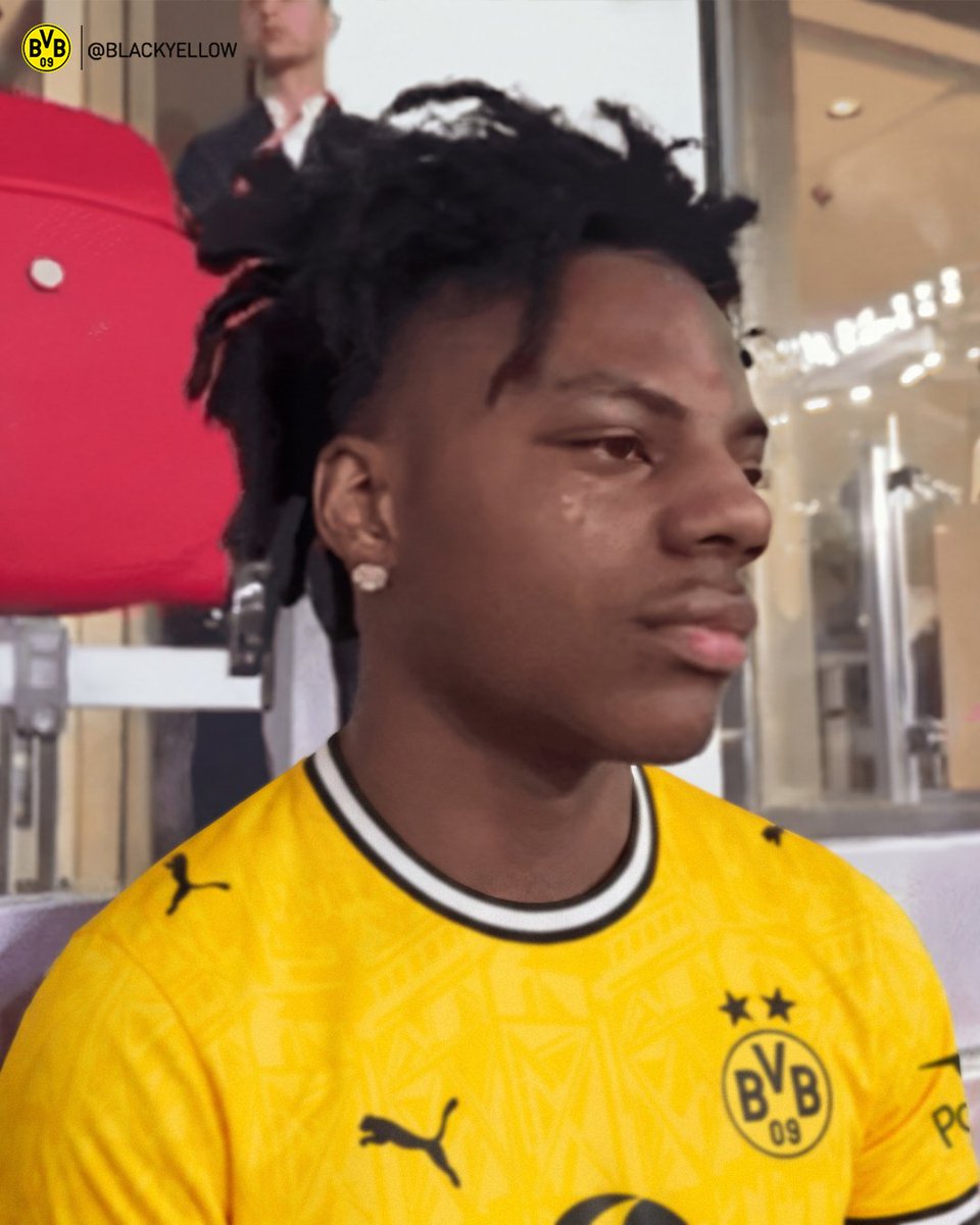 BlackYellow's tweet photo. No football today. https://t.co/TIXUU6f1Mj