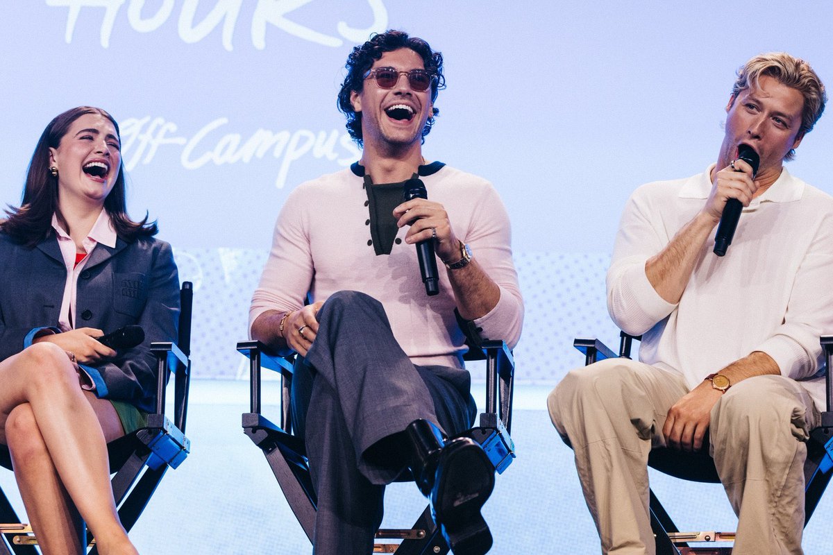 kalynstephenbra's tweet photo. Novas fotos de Stephen Kalyn com seus colegas de elenco durante o painel de ‘Off Campus’ no Prime Stage do Obssesed Fest. — 27 de junho, 2026. https://t.co/GNv9gJmM9B