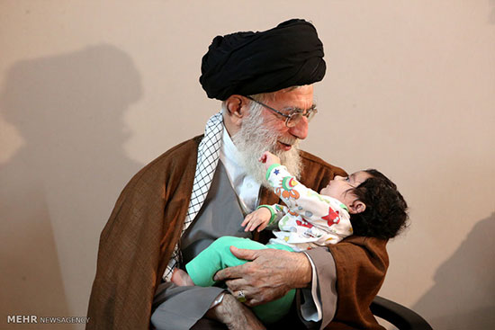 MehranRajaabi's tweet photo. یکی از شعارهایی که عراقیا امروز میگفتن:
بویه انهبنه؛ یعنی بابا خانه خراب شدیم😭 https://t.co/sbhU0njb4L