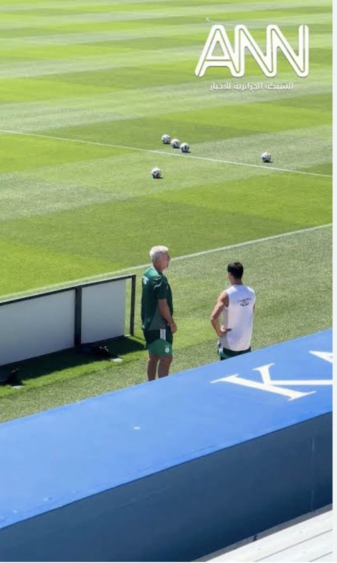 RamGh41's tweet photo. رومان مولينا :

 كان عيسى ماندي سيفعل كل شيء لكي لا يعتمد بيتكوفيتش على خط دفاعي بثلاثة لاعبين، لأنه لم يكن يشعر بالراحة https://t.co/UdDs1MJLk9